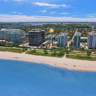 Apartamento a la venta en 9156 Collins Avenue Unit 406, Surfside FL 33154