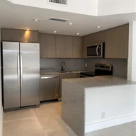 Apartment for sale in 8290 Lake Dr # 339, Doral FL 33166