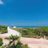 Apartamento a la venta en 6969 Collins Ave # 406, Miami Beach FL 33141