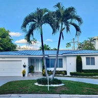 Casa a la venta en 3551 E Glencoe St, Miami FL 33133