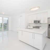 Apartamento a la venta en 2651 NE 212th ter # 403, Aventura FL 33180
