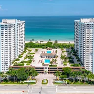 Apartamento a la venta en 1201 S Ocean Dr # 406S, Hollywood FL 33019