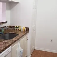 Apartamento a la renta en 12136 Saint Andrews Pl # 209, Miramar FL 33025