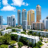 Apartamento a la venta en 231 174th St # 1816, Sunny Isles Beach FL 33160