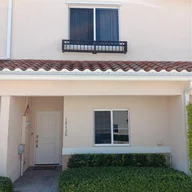 Casa a la venta en 18120 NW 29th Ct # 18120, Miami Gardens FL 33056