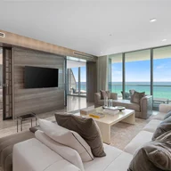 Apartamento a la venta en 9349 Collins Ave # 504, Surfside FL 33154