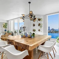 Apartamento a la venta en 3301 NE 183rd St # 2707, Aventura FL 33160