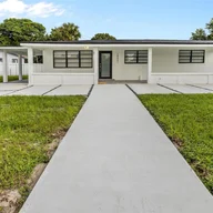 Casa a la renta en 18401 NW 42nd Ct, Miami Gardens FL 33055