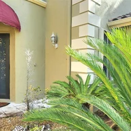 Casa a la venta en 14061 SW 54th St, Miramar FL 33027