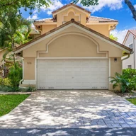 Casa a la venta en 506 Misty Oaks Dr, Pompano Beach FL 33069
