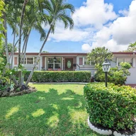 Casa a la venta en 7940 SW 21st St, Miami FL 33155