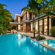 Casa a la venta en 1669 Onaway Dr, Miami FL 33133