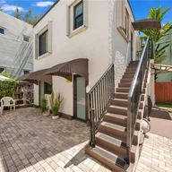 Apartamento a la renta en 2152 SW 16th Ter rear, Miami FL 33145