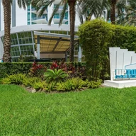 Apartamento a la venta en 3029 NE 188th St # 419, Aventura FL 33180