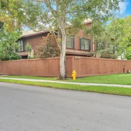 Apartamento a la venta en 6703 SW 116th Ct # C, Miami FL 33173