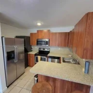 Apartamento a la venta en 1933 SW 7th St # 102, Miami FL 33135