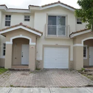 Casa a la venta en 13990 SW 260th St # 102, Homestead FL 33032