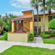 Apartamento a la venta en 11245 Aspen Glen Dr # 205, Boynton Beach FL 33437