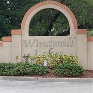 Apartamento a la venta en 8606 SW 3rd St # 103, Pembroke Pines FL 33025