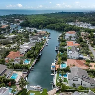 Casa a la venta en 6819 Sunrise pl, Coral Gables FL 33133