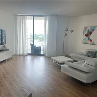 Apartamento a la renta en 140 S Dixie Hwy # 906, Hollywood FL 33020
