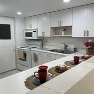Apartamento a la venta en 2309 S Cypress Bend Dr # 115B, Pompano Beach FL 33069
