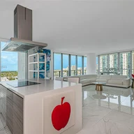 Apartamento a la venta en 330 Sunny Isles Blvd # 1401, Sunny Isles Beach FL 33160