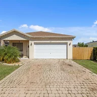 Casa a la venta en 527 NW 19th St, Homestead FL 33030