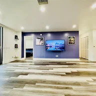 Apartamento a la venta en 13499 Biscayne Blvd, North Miami FL 33181