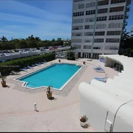 Apartamento a la venta en 2150 Sans Souci Blvd # B611, North Miami FL 33181