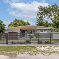 Casa a la venta en 65 NW 116th St, Miami FL 33168