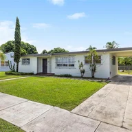 Casa a la venta en 1700 NW 9th Ct, Homestead FL 33030