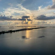 Apartamento a la venta en 3131 NE 7th Ave # 1706, Miami FL 33137