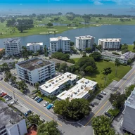 Apartamento a la venta en 9280 Bay Harbor Ter # 26, Bay Harbor Islands FL 33154