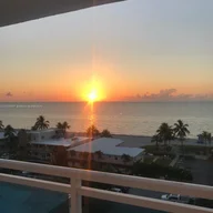 Apartamento a la venta en 1701 S Ocean Dr # 903, Hollywood FL 33019