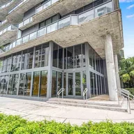 Apartamento a la venta en 201 SW 17th Rd # 302, Miami FL 33129