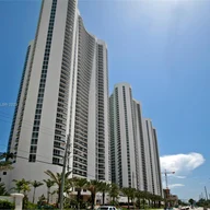 Apartamento a la venta en 15811 Collins Ave # 3403, Sunny Isles Beach FL 33160