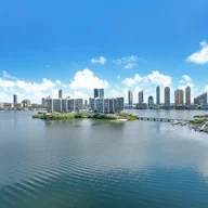 Apartamento a la venta en 3201 NE 183rd St # 1503, Aventura FL 33160