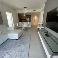 Apartamento a la venta en 5350 NW 84th Ave # 1201, Doral FL 33166