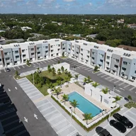 Casa a la venta en 2535 NE 193rd St # 3203, Miami FL 33180