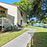 Apartamento a la venta en 3169 Cocoplum Cir # 3169, Coconut Creek FL 33063