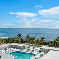 Apartamento a la venta en 5225 Collins Ave # 910, Miami Beach FL 33140