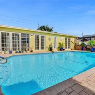 Casa a la venta en 2402 SE 13th Ct, Pompano Beach FL 33062