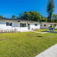 Casa a la venta en 6475 SW 3rd Ct, Margate FL 33068