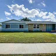 Casa a la renta en 144 NE 205th Ter, Miami Gardens FL 33179