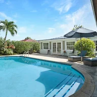 Casa a la venta en 425 NW 100th Ter, Miami FL 33150