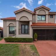 Casa a la venta en 5770 SW 156th Ct, Miami FL 33193