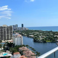 Apartamento a la venta en 19707 Turnberry Way # 2, Aventura FL 33180