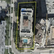 Apartamento a la venta en 17570 Atlantic Blvd # 105, Sunny Isles Beach FL 33160