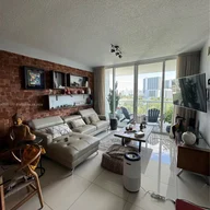 Apartamento a la venta en 1861 NW S River Dr # 1110, Miami FL 33125